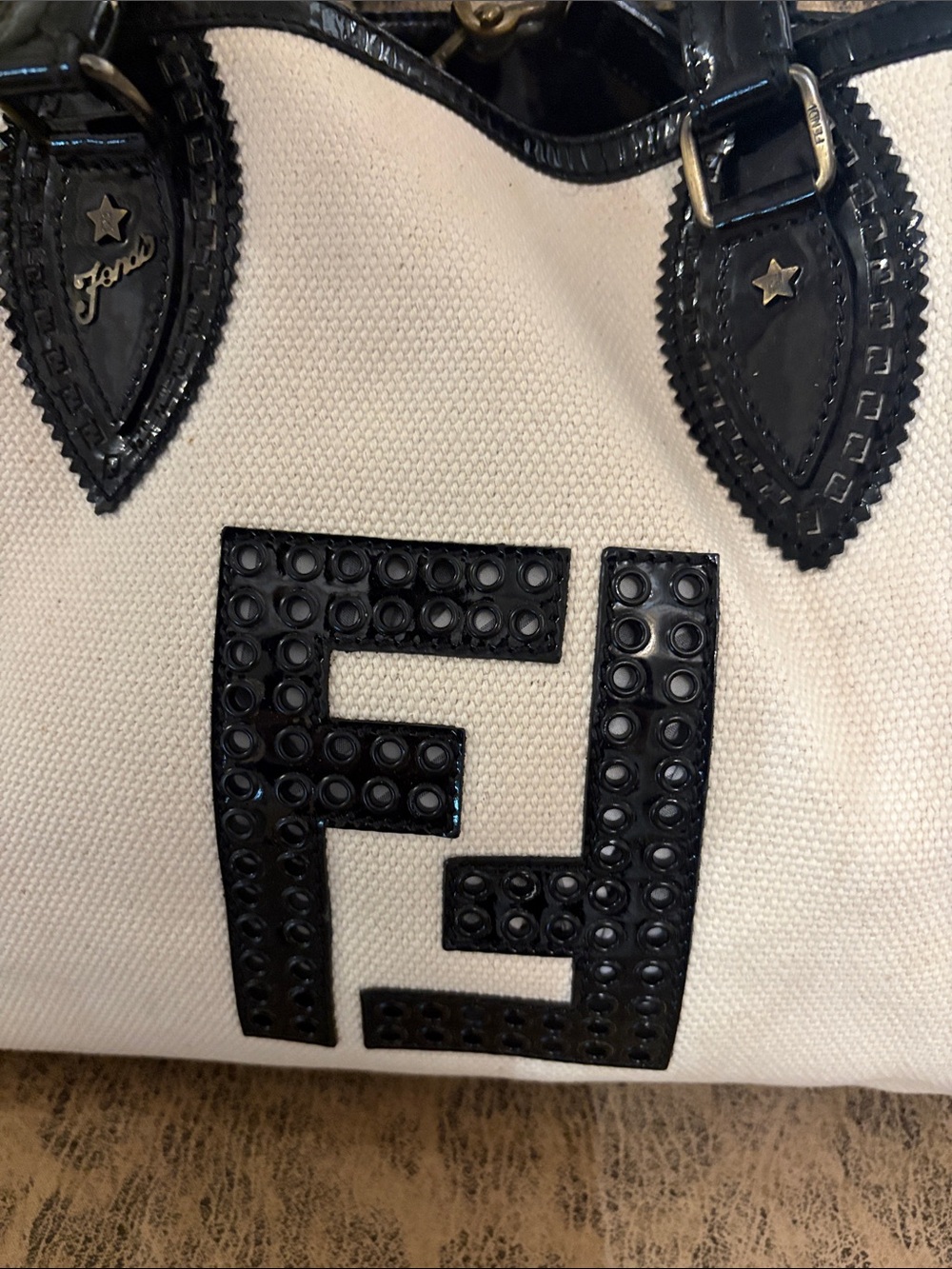 Vintage Fendi White Canvas Shoulder Bag with Black Patent Leather Logo and Trim - Picture 11 of 12
